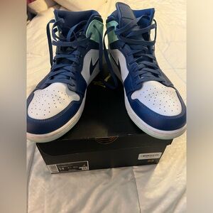 Nike Air Jordan 1 Mid Mystic Navy Mint Foam White Men’s Size 14. New